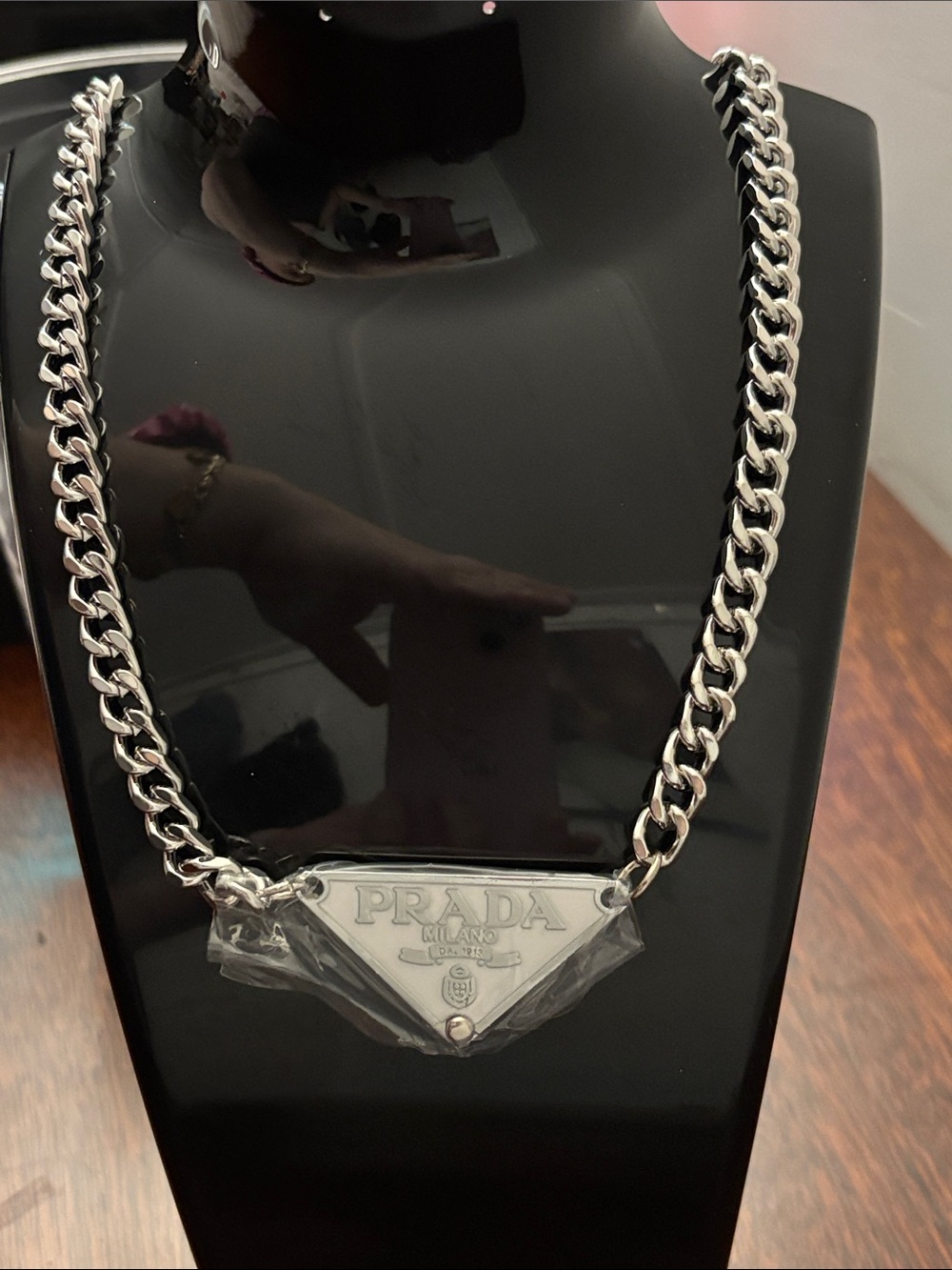 Brand New Silver Chain Logo Necklace - Men Accessories